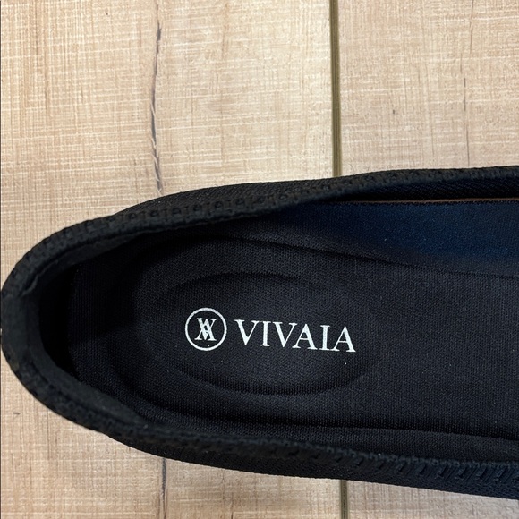 Vivaia Pointed Toe Black Flats - Picture 4 of 9